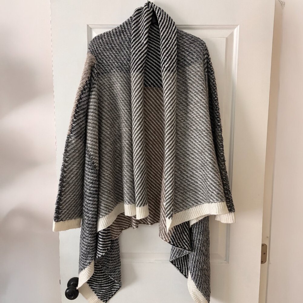 Cotton On Waterfall Neutral Color Striped Cozy Cardigan Size XS/S